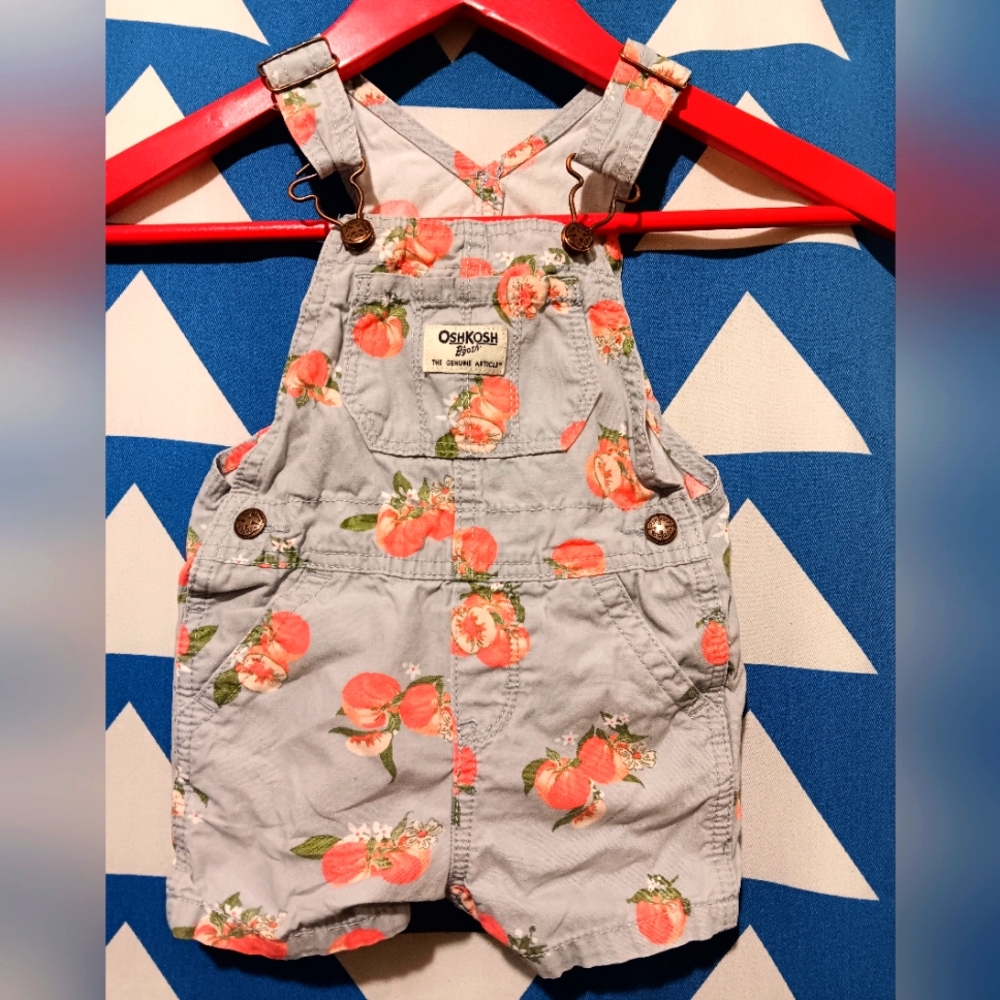 OshKosh Bgosh Short Overalls - Peaches - Like New - Baby 18 months